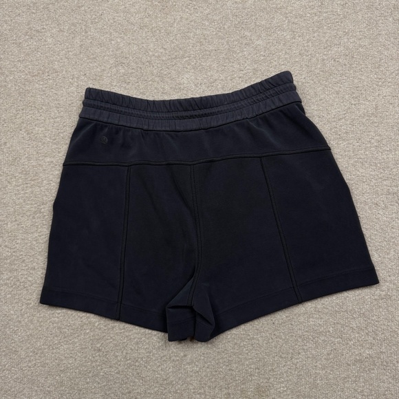 Lululemon Sweat Shorts Women's Size 6 Black Active Performance - Picture 6 of 7